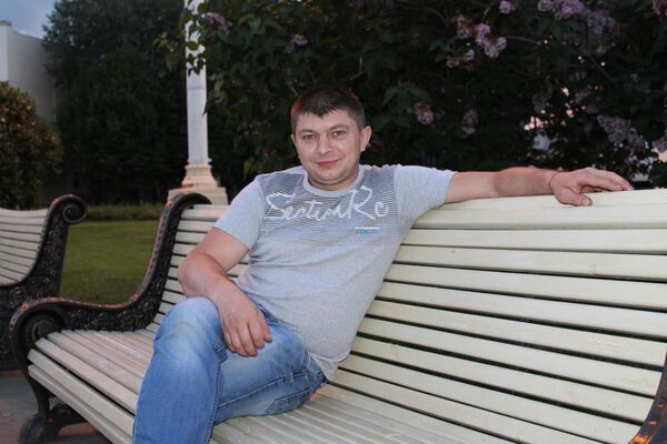  ,   Pavel, 43 ,   ,   
