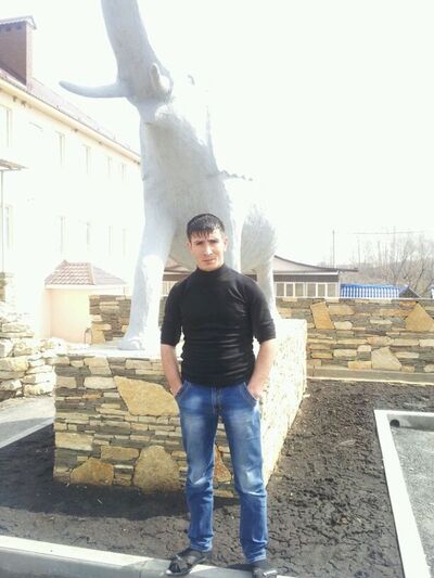  ,   Miqael, 40 ,   