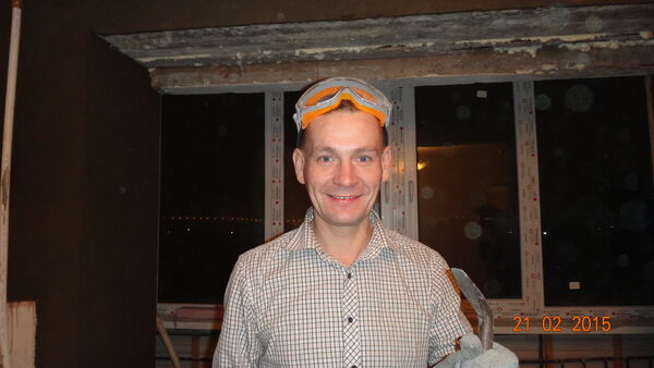  ,   Mick, 47 ,     , c 