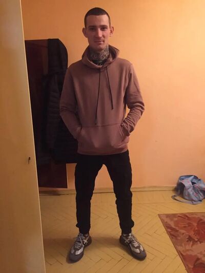  ,   Victor, 31 ,     , c 