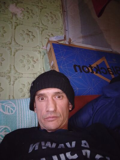  ,   Alex, 42 ,   ,   , c 