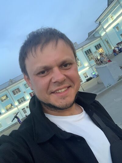  ,   Nikolay, 35 ,   