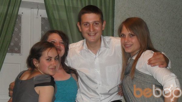  3525700  Radu f, 31 ,    