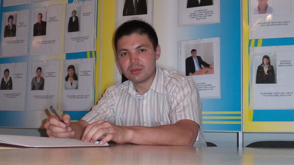  ,   Alex, 45 ,   ,   , c 