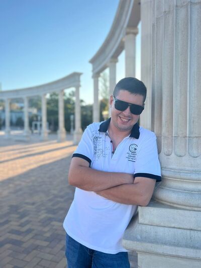  ,   Maxim, 30 ,   ,   , c 