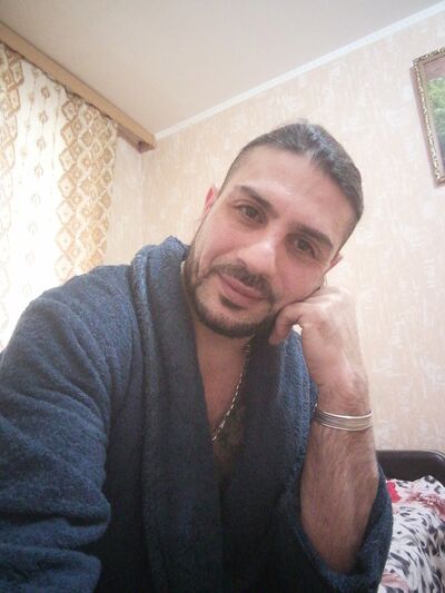  ,   Aeman, 30 ,   ,   