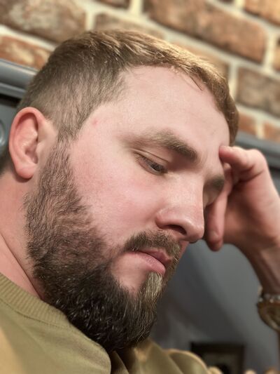  ,   Khamzat, 30 ,   c 