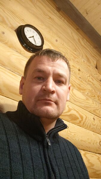  ,   Aleksei, 37 ,   c 