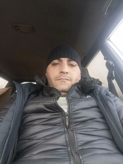  ,   Ivan, 39 ,   ,   
