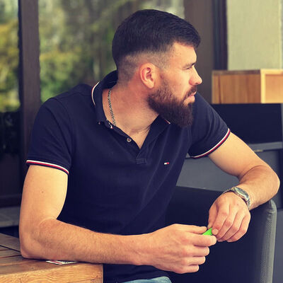  Erftstadt,   Nicolae, 31 ,   ,   , c 