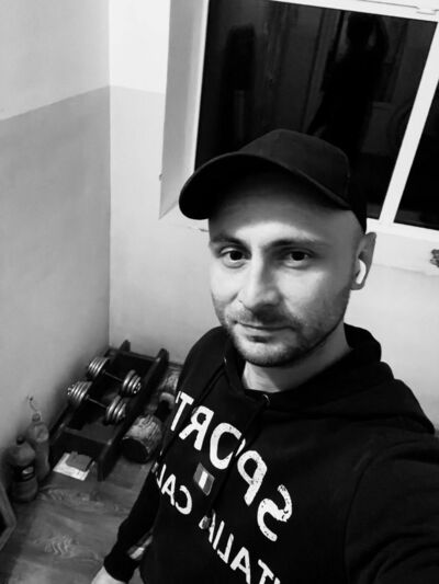  ,   Maksim, 35 ,   ,   