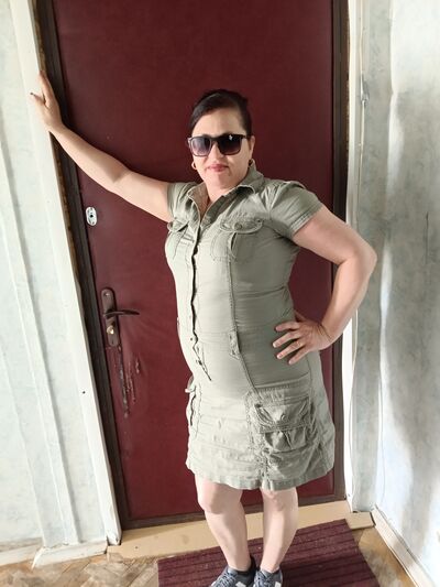  ,   Mily, 43 ,   ,   