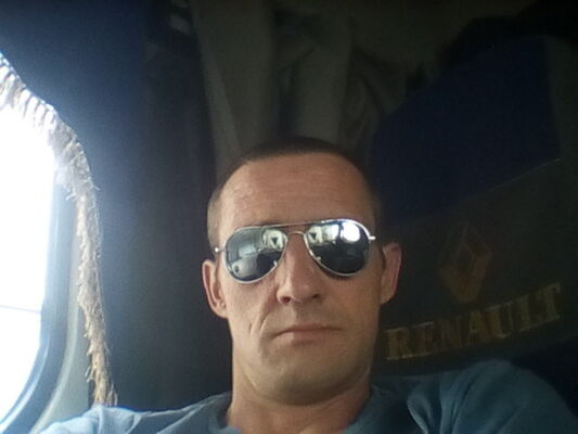  ,   Mixa, 51 ,   