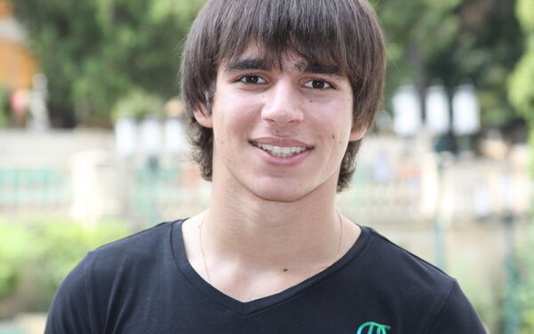  ,   Bogdan, 31 ,     , c 