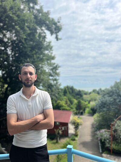  ,   Amil, 26 ,   ,   