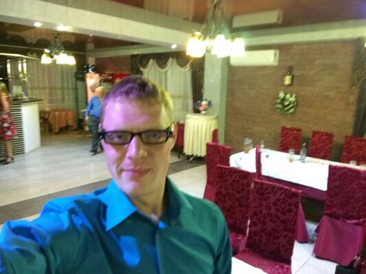  ,   Artemy, 35 ,   ,   