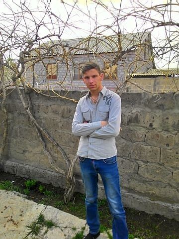 ,   RAFAEL, 28 ,   