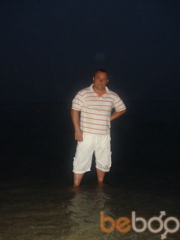  ,   Urik, 52 ,     , c 