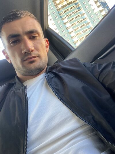  ,   Arman, 31 ,   ,   