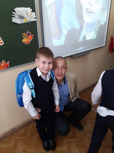  ,   Artem, 44 ,   ,   
