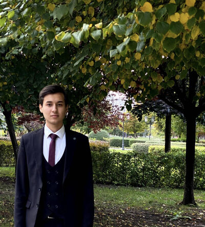  ,   Akbar, 21 ,   ,   