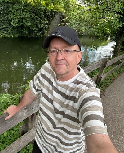  Burswood,   Wayne, 64 ,   ,   