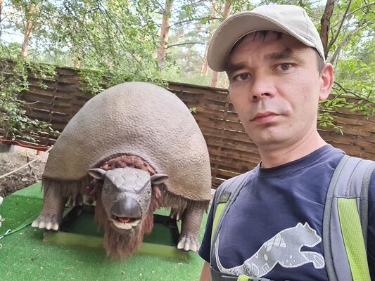  ,   MARAT, 42 ,   
