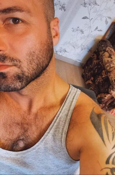  ,   Denis, 43 ,   ,   , c 