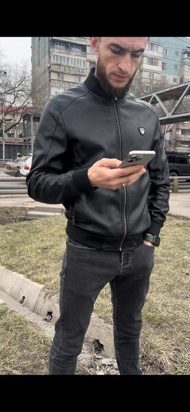  ,   Artur, 41 ,   ,   