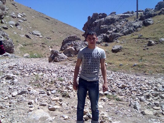  ,   Ulugbek, 32 ,   ,   , c 