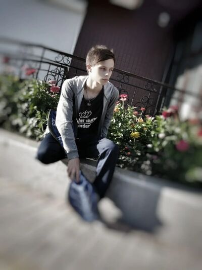  ,   Mikhail, 22 ,   ,   , c 