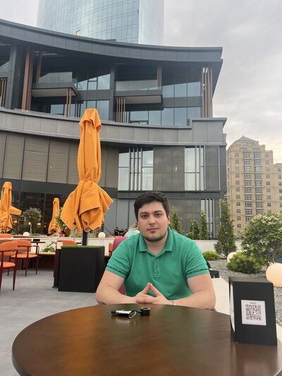  ,   Murad, 23 ,  