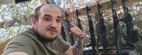  ,   Artur, 31 ,   ,   , 