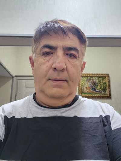  ,   Shavkat, 61 ,   c 
