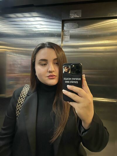  --,   , 25 ,     , c 