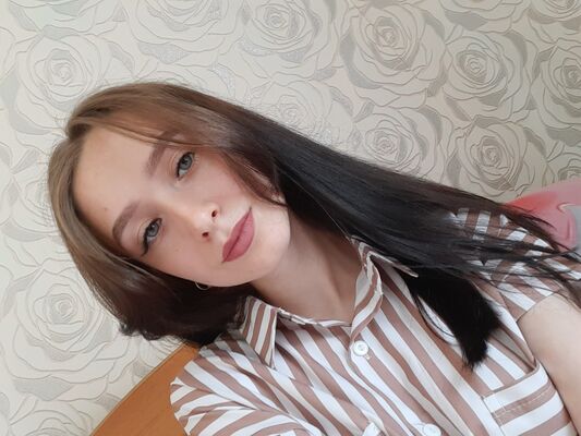 ,   Darya, 22 ,   ,   