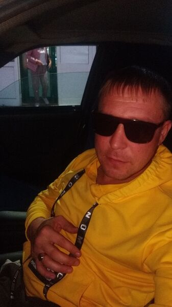  ,   Rustam, 38 ,   ,   , c , 