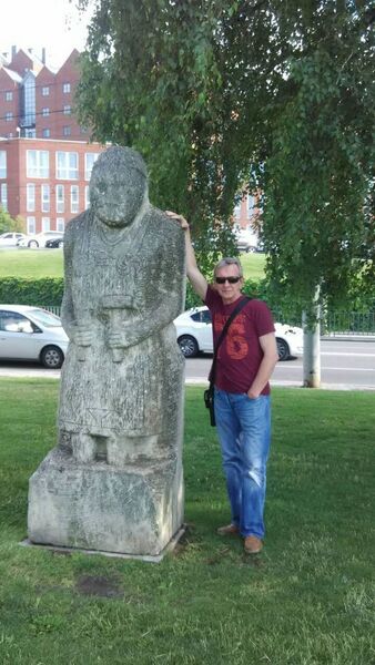  ,   Viktor, 69 ,   ,   , c 