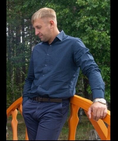  ,   Sasha, 41 ,   