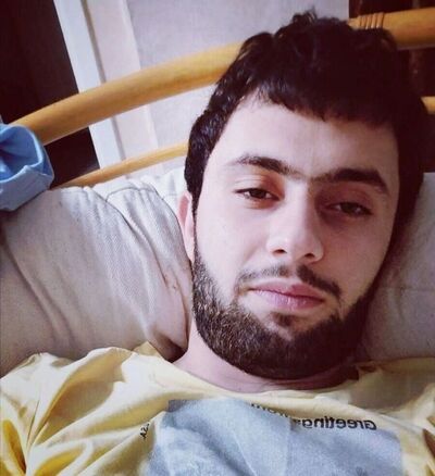  ,   Artyom, 25 ,   ,   
