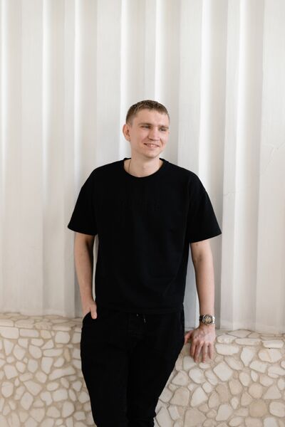  ,   Stepan, 27 ,   ,   , c 