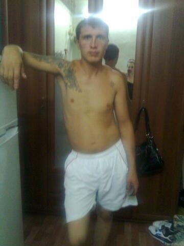  7210290  Andrei, 41 ,    