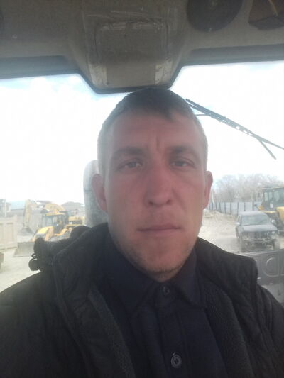  ,   Aleksandr, 37 ,   ,   , c 