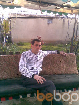  ,   Lekso, 48 ,  