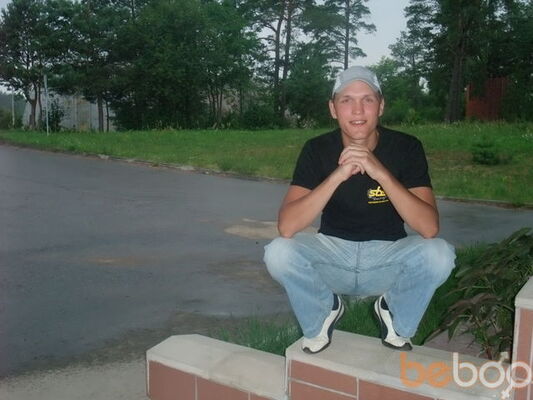  ,   Vasek, 37 ,   