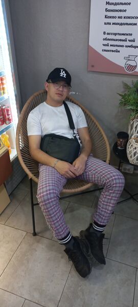  ,   Rustam, 31 ,   ,   , c 