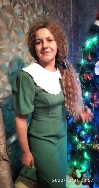  ,   Elena, 43 ,   