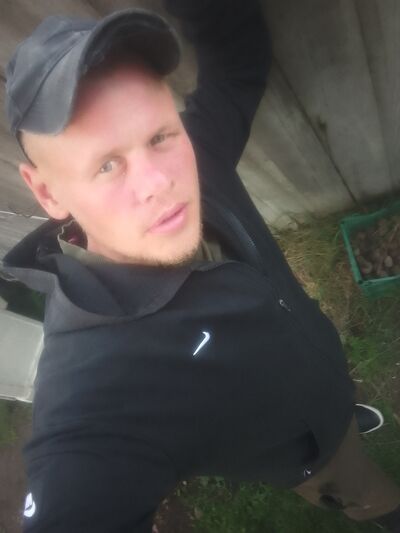  ,   Alex, 32 ,   ,   