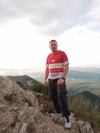 ,   Gray, 37 ,     , c , 