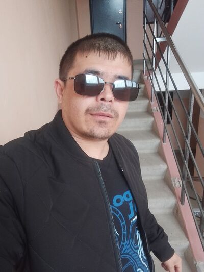  ,   Jurabek, 33 ,     , c 